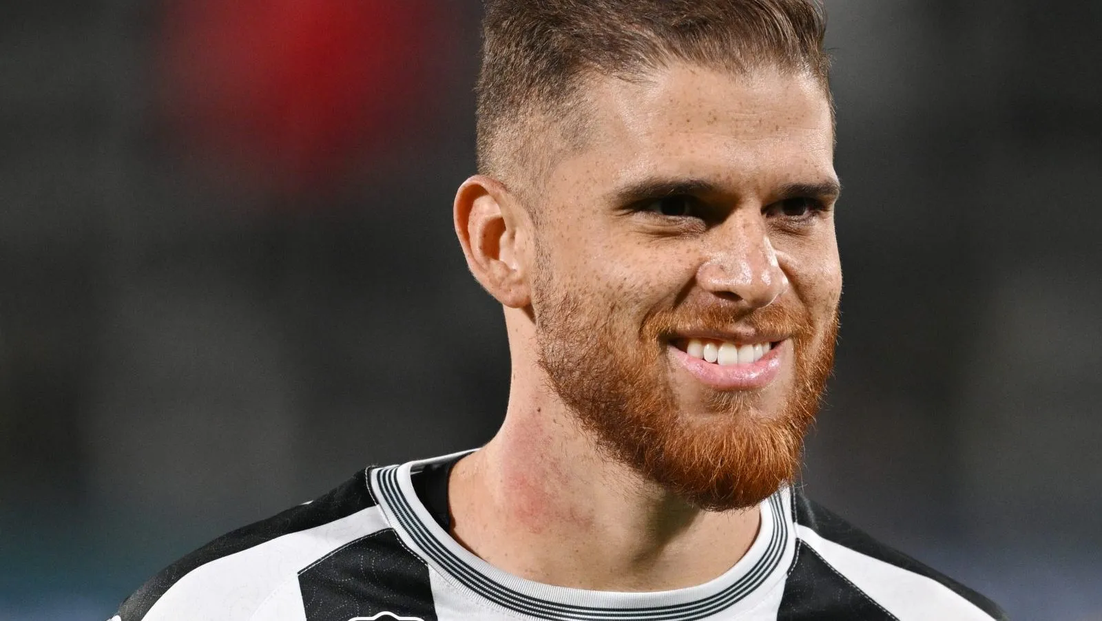 Gustavo Cuellar pelo Al-Al-Shabab. (Photo by Michael Regan/Getty Images)