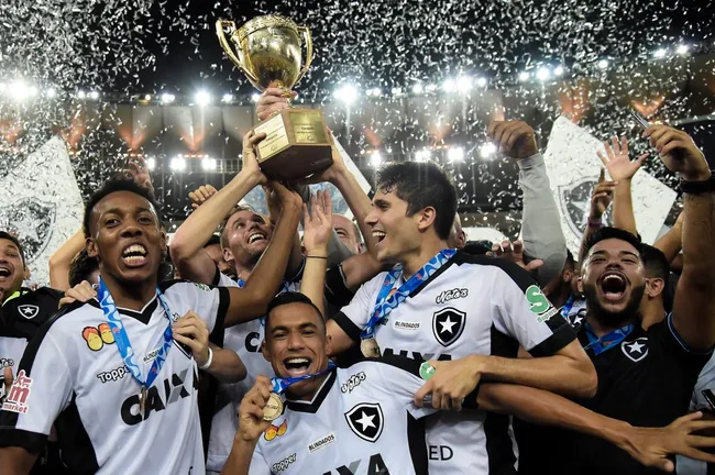 Foto: Thiago Ribeiro/AGIF