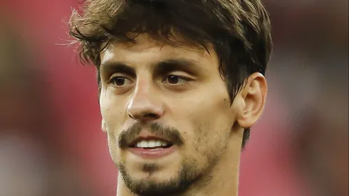 Rodrigo Caio está livre no mercado após encerrar o vínculo com o Flamengo
