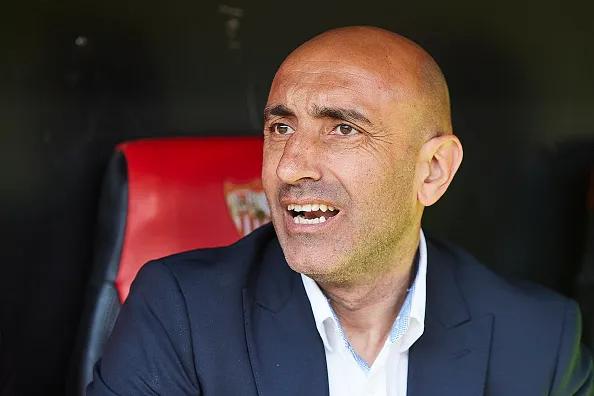 Foto: Fran Santiago/Getty Images – Abelardo Fernández não vem curtindo a postura de João Félix