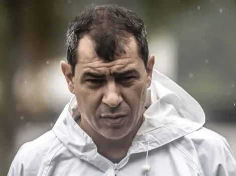 Santos começa 2024 de ‘cara nova’ e atitude de Fábio Carille chama atenção na Baixada