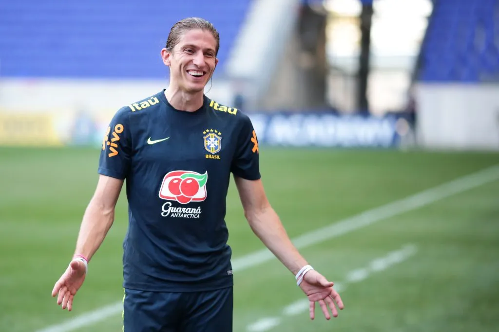 Filipe Luís em treino da Seleção Brasileira – Foto: Lucas Figueiredo/CBF