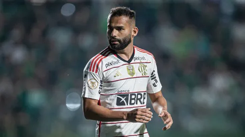 Thiago Maia jogador do Flamengo durante partida contra o Goias no estadio Serrinha pelo campeonato Brasileiro A 2023. Foto: Isabela Azine/AGIF