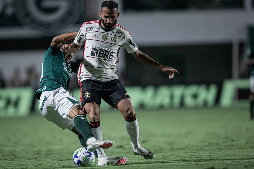 Thiago Maia atuando pelo Flamengo no Campeonato Brasileiro 2023. Foto: Heber Gomes/AGIF