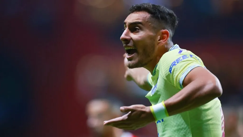 Cáceres era um dos nomes aprovados no Flamengo - Foto: Hector Vivas/Getty Images.