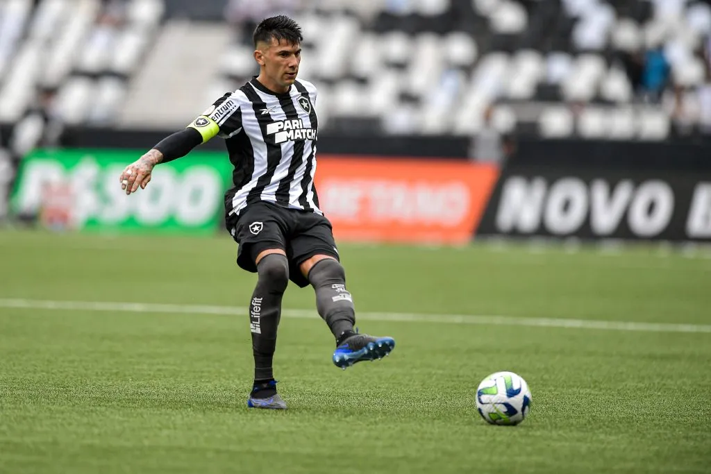 Victor Cuesta foi alvo do Bahia na temporada passada. Foto: Thiago Ribeiro/AGIF