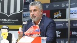 Alexandre Gallo, diretor de futebol do Santos - Foto: Reinaldo Campos/AGIF