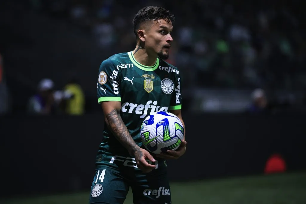 Artur agora é jogador do Zenit – Foto: Ettore Chiereguini/AGIF.