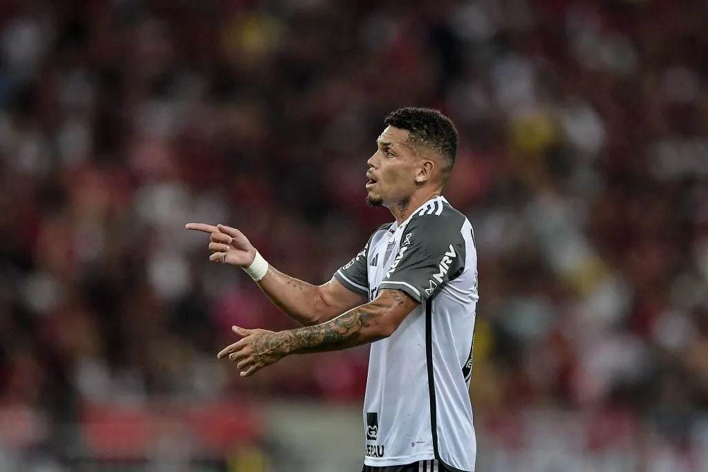Paulinho. Foto: Thiago Ribeiro/AGIF