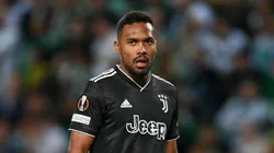 Alex Sandro em ação pela Juve. Foto: Octavio Passos/Getty Images.