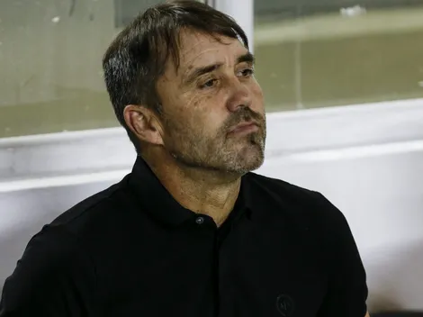 A caminho do Inter: Coudet pede e Barcellos contrata meia