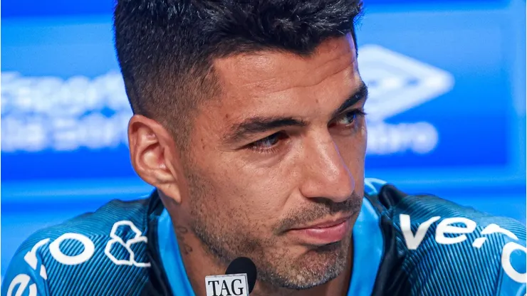 Grêmio segue na busca de substituto de Luisito Suárez. Foto: Maxi Franzoi/AGIF