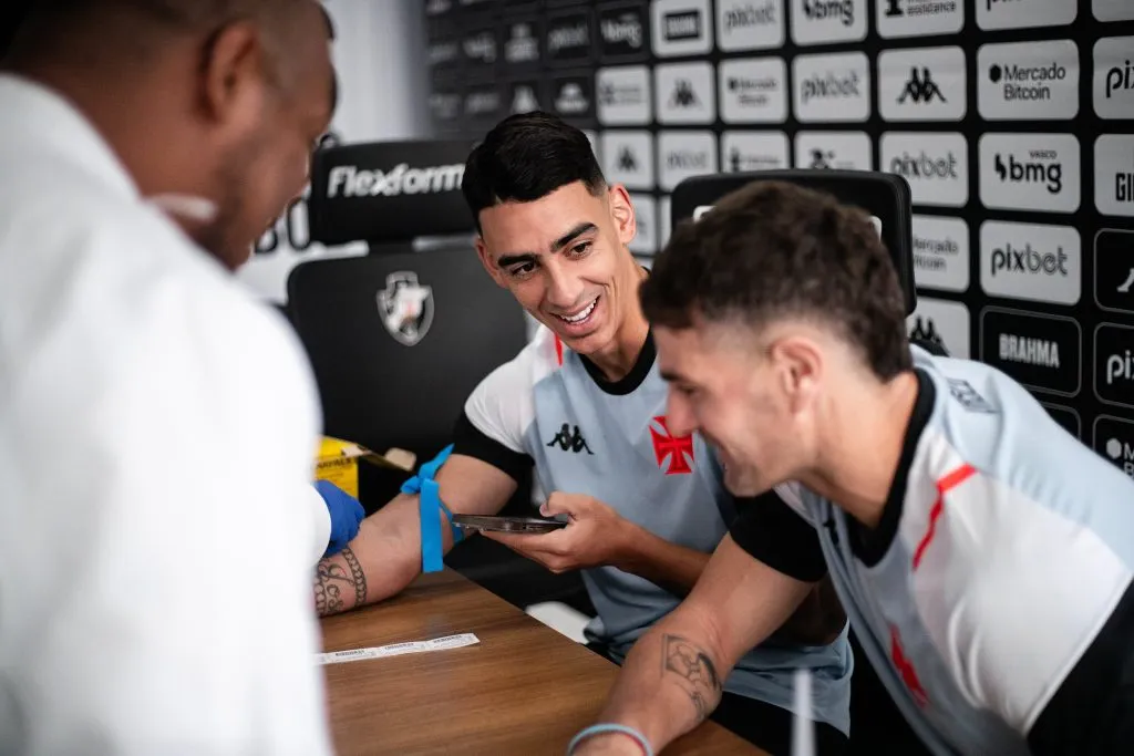 Pixbet não aparece estampada no uniforme. Foto: Leandro Amorim/ Twitter