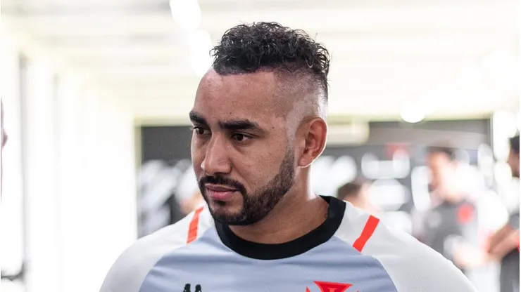Payet durante a reapresentação do Gigante. Foto: Leandro Amorim / Vasco.