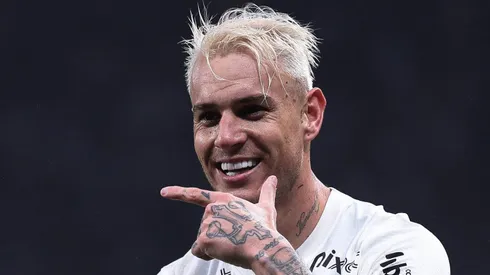 Róger Guedes interessa ao Grêmio, mas ainda não há proposta na mesa - Foto: Ettore Chiereguini/AGIF.