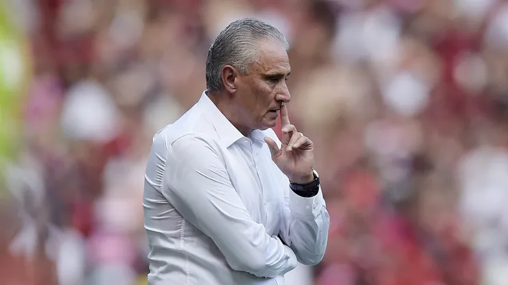 Flamengo busca novas contratações. Alexandre Loureiro/AGIF