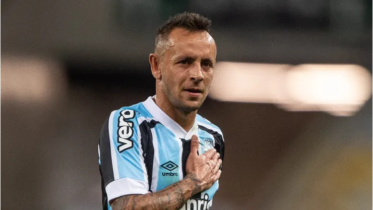 Rafinha jogou no Grêmio em 2021 - Foto: Thiago Ribeiro/AGIF