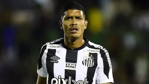 Lucas Barbosa chegou de empréstimo, mas não ficou na Vila - Foto: Alexandre Battibugli