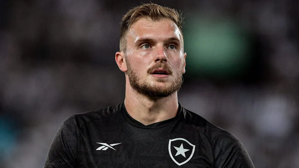 Lucas Perri encerra passagem pelo Botafogo. Thiago Ribeiro/AGIF