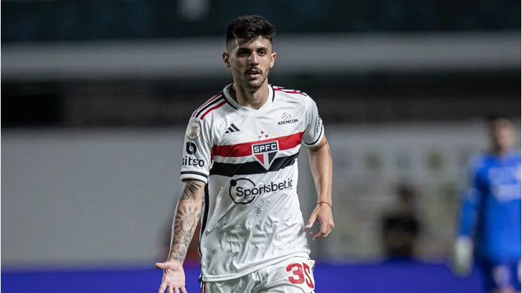 Beraldo ascendeu ao profissional julho de 2022. Heber Gomes/AGIF