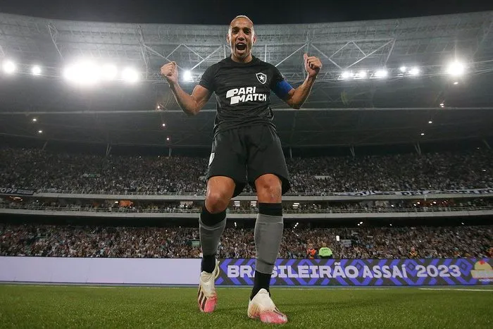 Marçal em ação pelo Botafogo – Foto: Vitor Silva/Botafogo