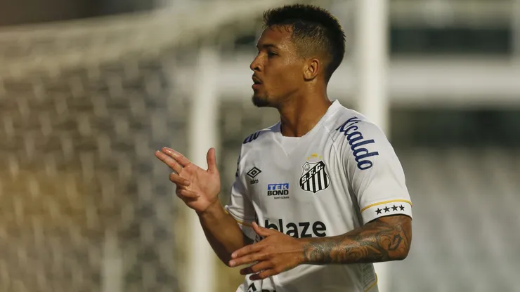 Foto: Ricardo Moreira/Getty Images - Marcos Leonardo preferiu o Benfica ao Palmeiras