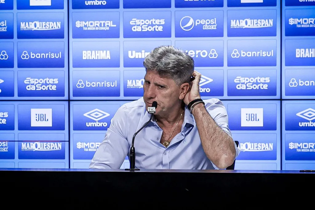 Renato bancou Luan até onde deu – Foto: Maxi Franzoi/AGIF