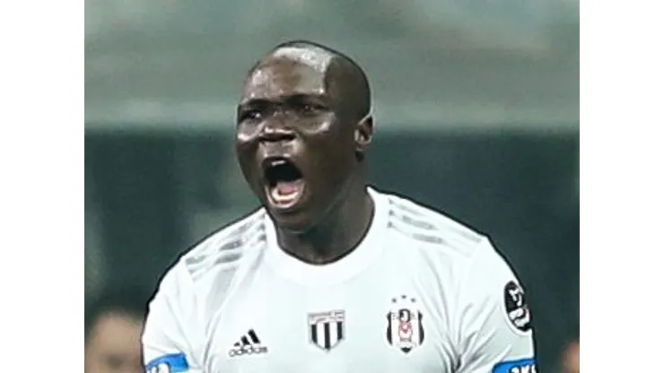 Aboubakar, comemorando gol do Besiktas contra o Galatasaray - Foto: Ahmad Mora/Getty Images