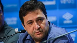 Foto: Maxi Franzoi/AGIF - Alberto Guerra, presidente do Grêmio, em entrevista coletiva