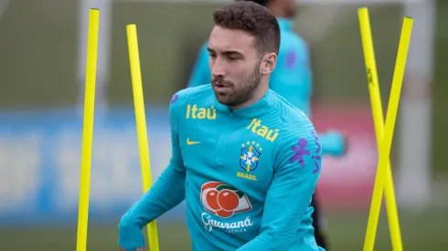 Léo Ortiz recebeu oferta de renovação no Bragantino e pode melar ida para o Flamengo - Foto: Divulgação/CBF