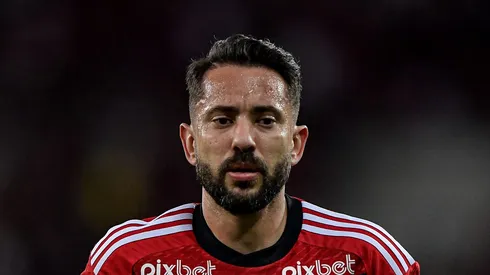 Everton Ribeiro define onde vai jogar em 2024. Foto: Thiago Ribeiro/AGIF