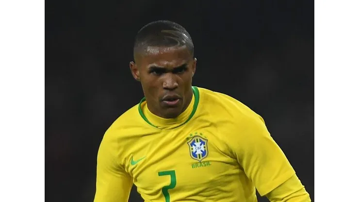 Douglas Costa, pela Seleção Brasileira -Foto: Mike Hewitt/Getty Images
