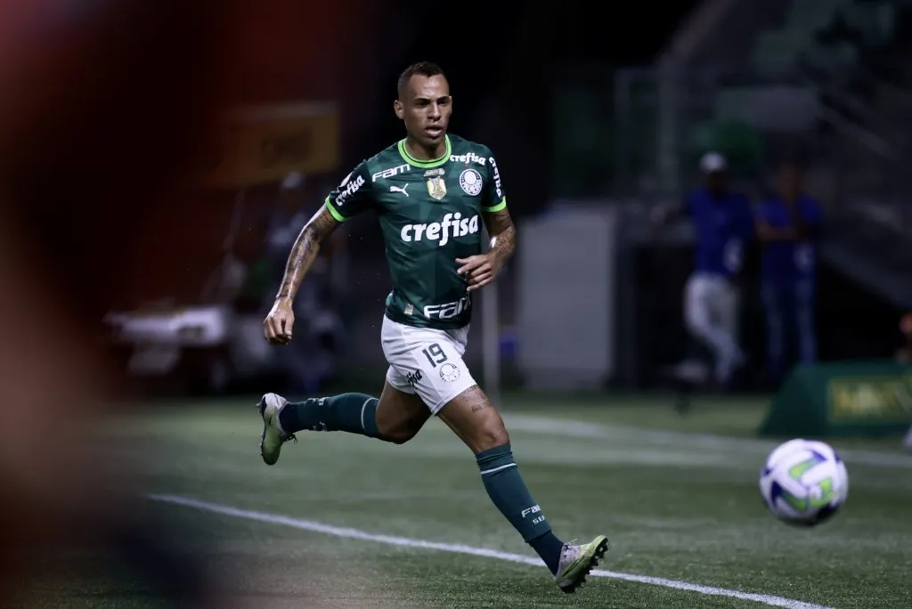 SP – SAO PAULO – 29/11/2023 – BRASILEIRO A 2023, PALMEIRAS X AMERICA-MG – Breno Lopes jogador do Palmeiras durante partida contra o America-MG no estadio Arena Allianz Parque pelo campeonato Brasileiro A 2023. Foto: Marcello Zambrana/AGIF