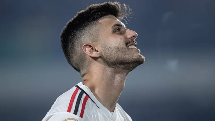 Lucas Beraldo jogador do Sao Paulo durante partida contra o Goias no estadio Serrinha pelo campeonato Brasileiro A 2023. Heber Gomes/AGIF