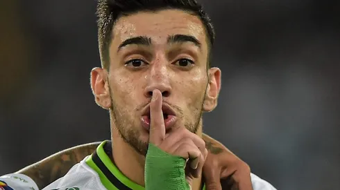 Pedrinho, em ação pelo América-MG - Foto: Thiago Ribeiro/AGIF