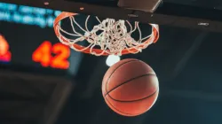 Guia detalhado mostra como como apostar no basquete Betano (Foto: iStock)