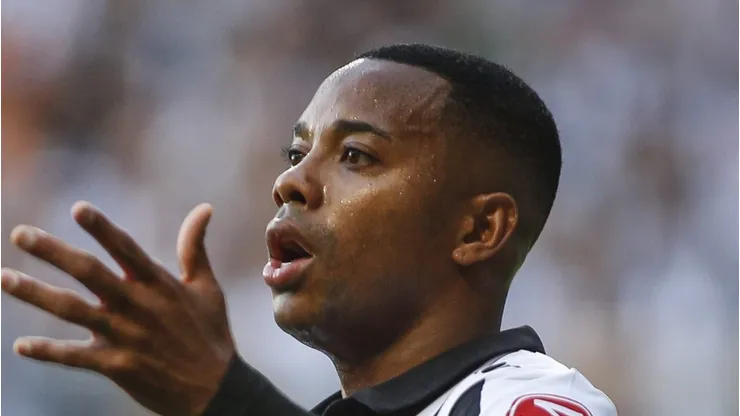 MG - Belo Horizonte - 07/05/2017 - Mineiro 2017, Atletico-MG x Cruzeiro - Robinho ,jogador do Atletico-MG durante partida no Independencia. Foto: Thomás Santos/AGIF