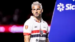 SP - SAO PAULO - 14/02/2024 - PAULISTA 2024, SAO PAULO X SANTOS - Calleri jogador do Sao Paulo durante partida contra o Santos no estadio Morumbi pelo campeonato Paulista 2024. Foto: Abner Dourado/AGIF