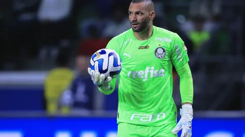 SP - SAO PAULO - 30/08/2023 - LIBERTADORES 2023, PALMEIRAS X DEPORTIVO PEREIRA - Weverton goleiro do Palmeiras durante partida contra o Deportivo Pereira no estadio Arena Allianz Parque pelo campeonato Libertadores 2023. Foto: Ettore Chiereguini/AGIF