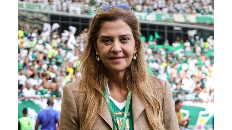 Foto: Gilson Lobo/AGIF - Palmeiras vem quitando dívida com a Crefisa