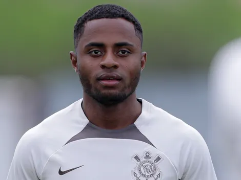 QUANDO VOLTA? Palácios tem situação atualizada no Corinthians após cirurgia