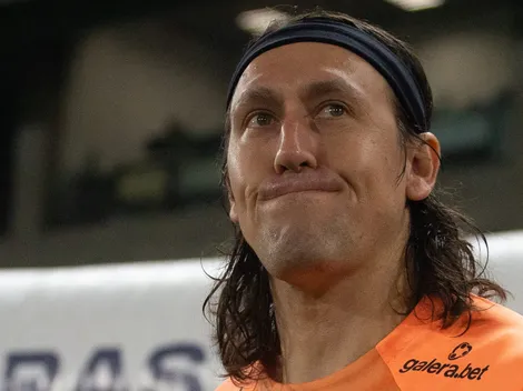 Diretor do Corinthians se posiciona após boatos polêmicos sobre Cássio