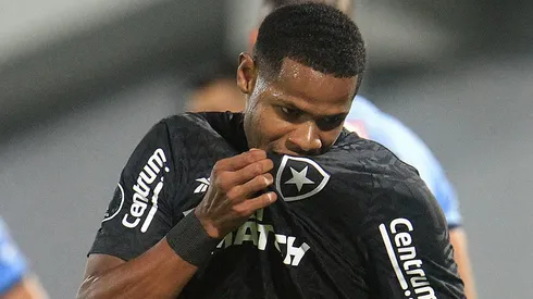 Júnior Santos comemora gol do Botafogo contra o Aurora no jogo de ida. Foto: redes sociais / Botafogo