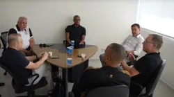 Encontro dos dirigentes do Corinthians com os do Bayer Leverkusen. Foto: Redes Sociais / Corinthians