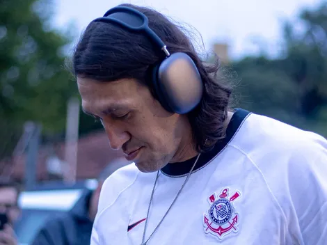 Diretor pede saída de Cássio no Corinthians