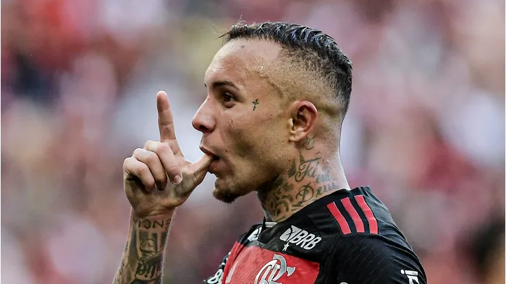 Everton Cebolinha revela conversa com Gerson antes de clássico pelo Flamengo. Foto: Thiago Ribeiro/AGIF