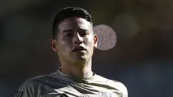 James Rodríguez se posiciona (Photo by Wagner Meier/Getty Images)