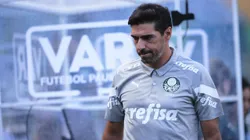 Abel Ferreira durante jogo contra o Mirassol na Arena Barueri. Foto: Ettore Chiereguini/AGIF