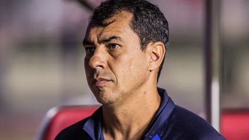 Foto: Abner Dourado/AGIF - Fábio Carille comandando o Santos no Campeonato Paulista