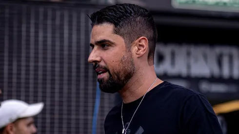 Foto: Leonardo Lima/AGIF - António Oliveira comandando o Corinthians no Campeonato Paulista